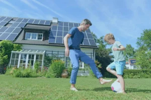 kit panneau solaire en autoconsommation comment produire et consommer votre propre electricite.webp