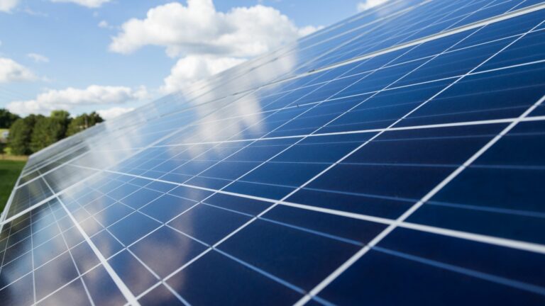 prix du panneau solaire au m2 estimation des couts et facteurs d influence.jpeg