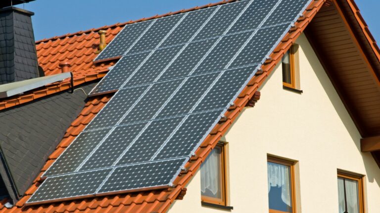 simulation de panneaux solaires prevoyez les performances et les economies potentielles.jpeg