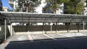 carport avec panneaux solaires allier protection de vehicules et production d energie renouvelable.jpeg
