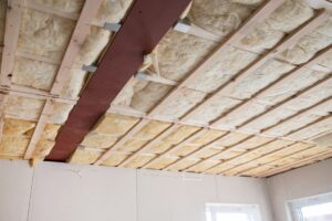 isolation du plafond du garage methodes efficaces et materiaux recommandes.jpeg