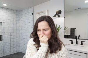salle de bain odeurs d’égout